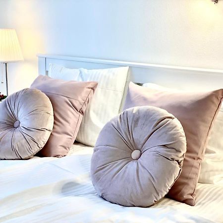 Mirell Apartman Szeged Ngoại thất bức ảnh