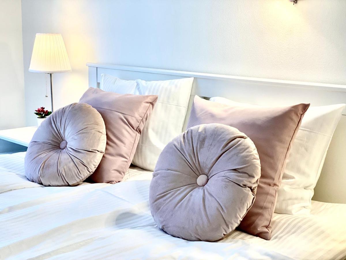 Mirell Apartman Szeged Ngoại thất bức ảnh