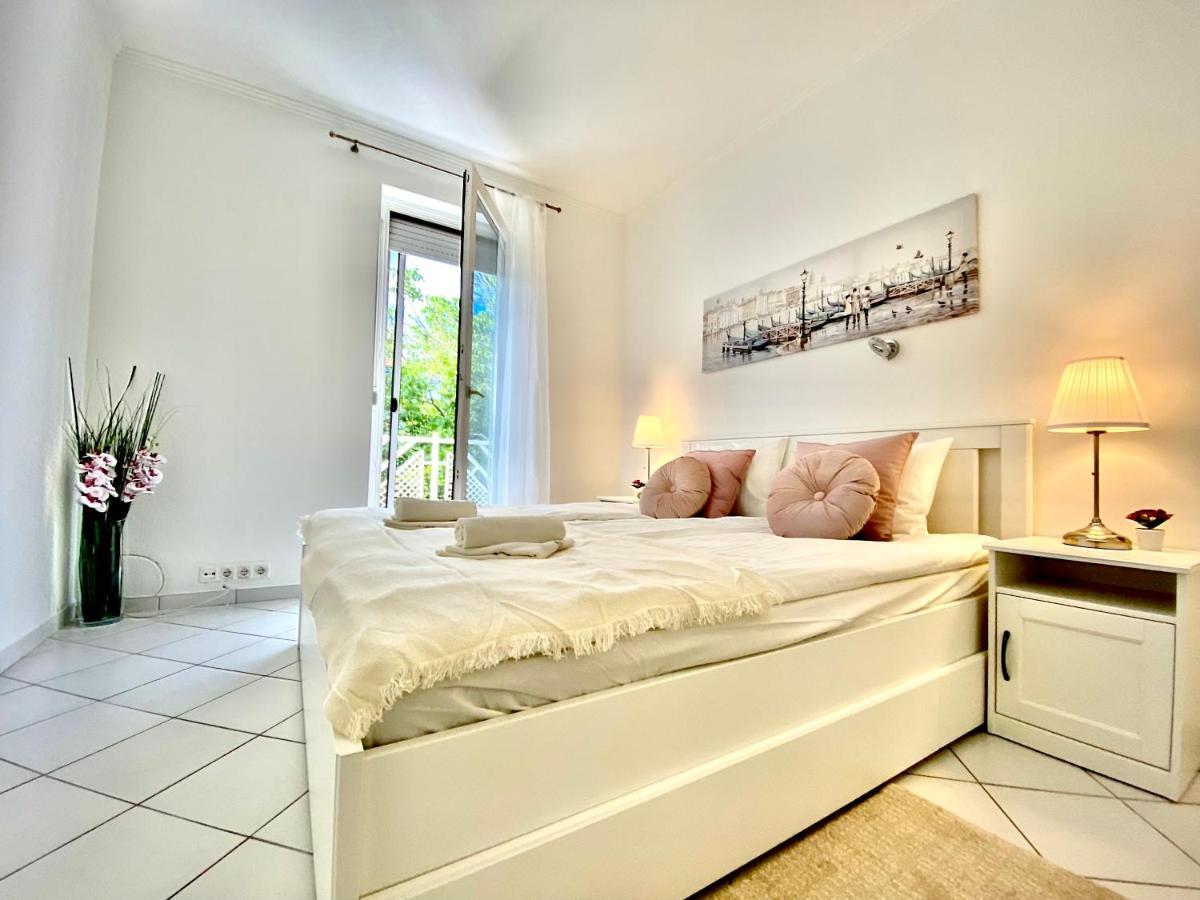 Mirell Apartman Szeged Ngoại thất bức ảnh
