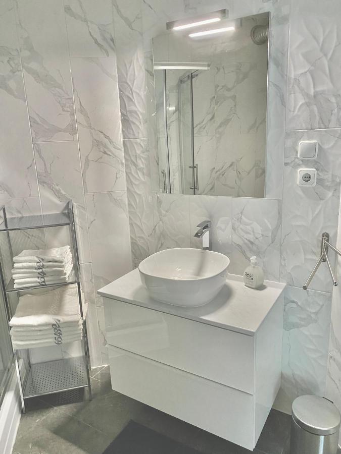 Mirell Apartman Szeged Ngoại thất bức ảnh