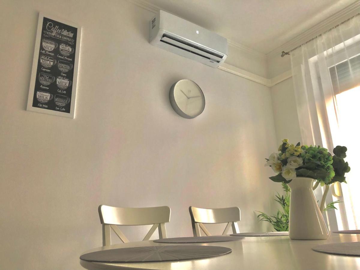Mirell Apartman Szeged Ngoại thất bức ảnh